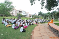 b13gita-16