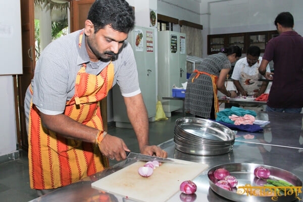 gita-cook-14 gita-cook-14